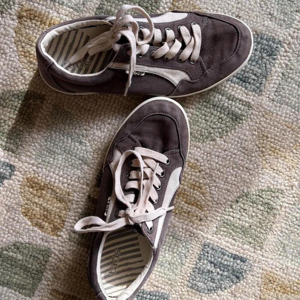 Taos Shooting Star Canvas Sneakers Casual Size 6.5 Brown & Cream Classic Lace Up
